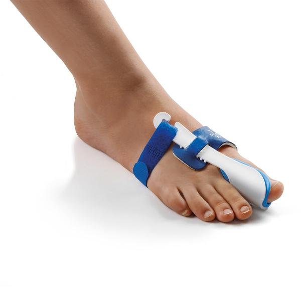10 Best Bunion Correctors of 2023, According to Foot Experts